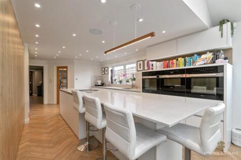 34ParkCrescent&#43;Logo-35.jpg