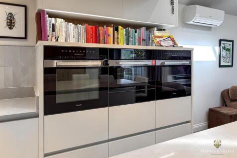 34ParkCrescent&#43;Logo-49.jpg