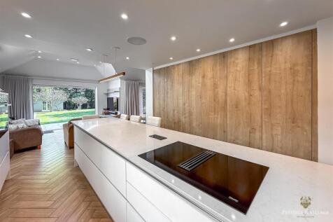 34ParkCrescent&#43;Logo-51.jpg