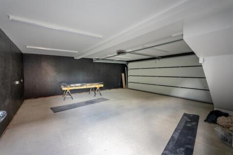 Extra Large Double Garage