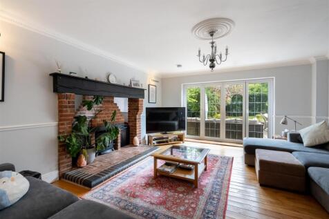 Farnham-34.jpg