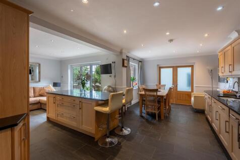 Farnham-29.jpg