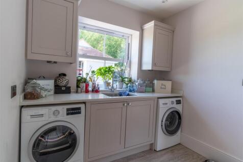 Large Utility Room