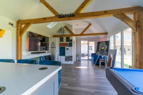 Garden Studio/Potential Annexe