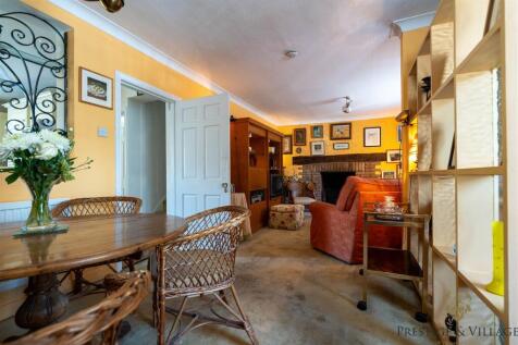 LIVING &amp; DINING ROOM