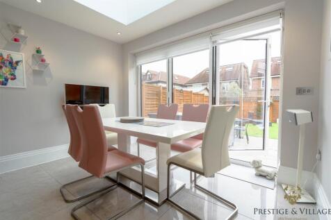 Lounge / Reception  (rear)