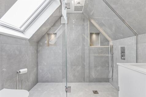 Bedroom 3 - En suite