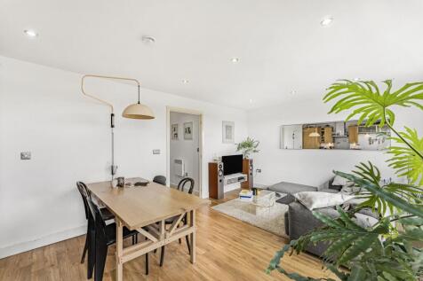 Reception/Kitchen