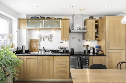 Reception/Kitchen
