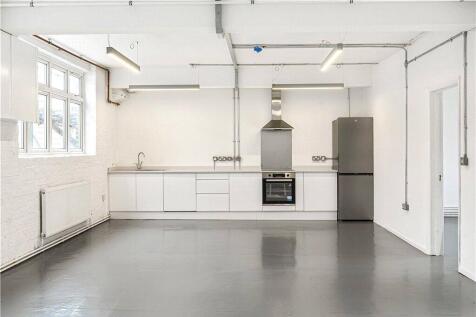 Reception/Kitchen