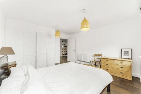 Pibedroom