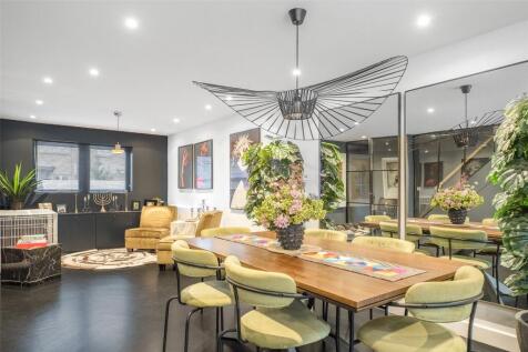 Reception/Kitchen