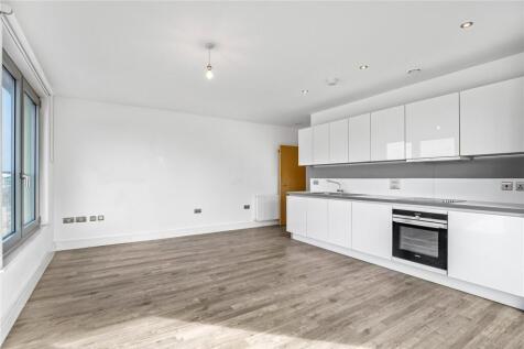 Reception/Kitchen