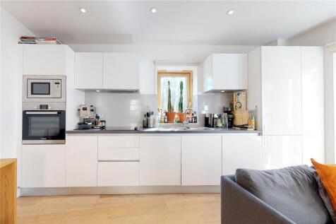 Reception/Kitchen