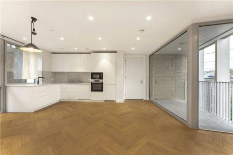 Reception/Kitchen