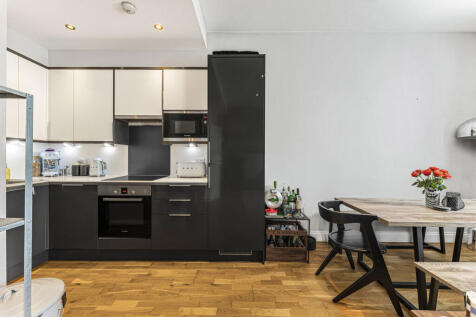 Reception/Kitchen