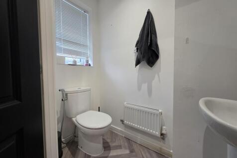 Downstairs wc