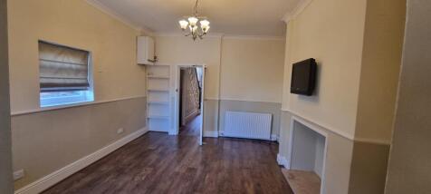 Livingroom pic2