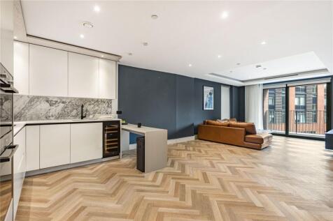 Reception/Kitchen