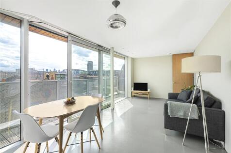 Reception/Kitchen
