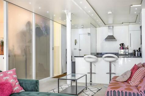 Reception/Kitchen