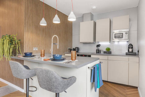 Reception/Kitchen