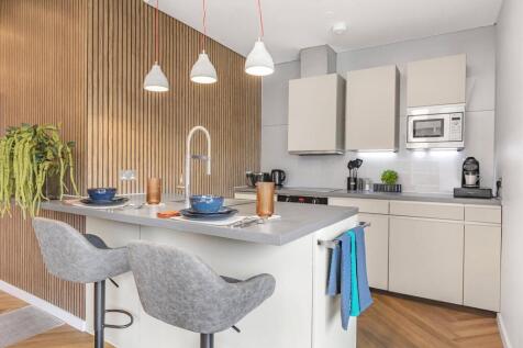 Reception/Kitchen