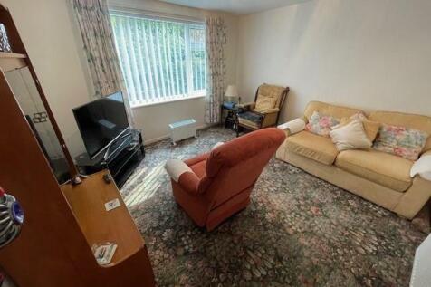 15 Alwen Drive g.jpg