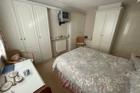 15 Alwen Drive i.jpg