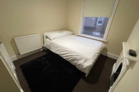 61 Grove Park.jpg