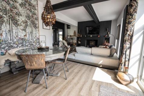 House-6220.jpg