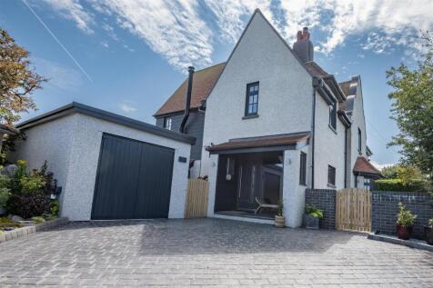 House-6241.jpg