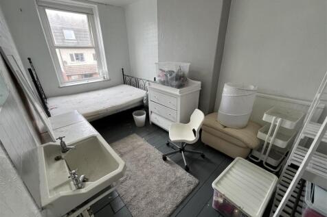32 Vict St IMG_8376.jpg