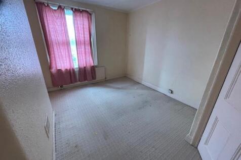 9 Avallon IMG_5078.jpg