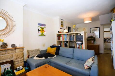 Lounge 3