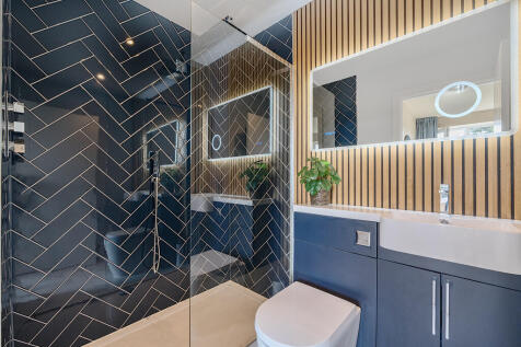 2nd shower room