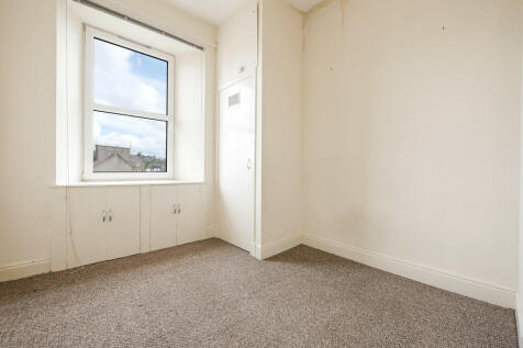 Bedroom 2-2