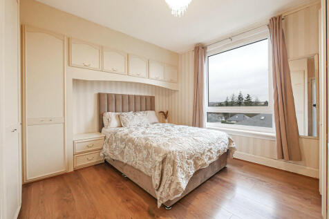 Bedroom 1-1