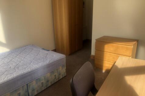 Bedroom 3 (2)