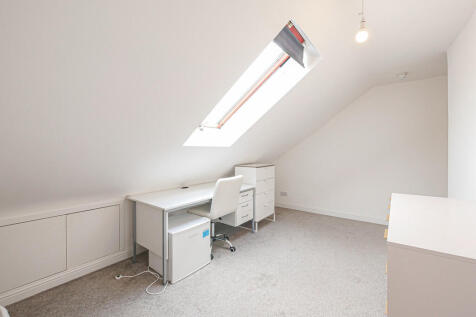 Bedroom 2-2