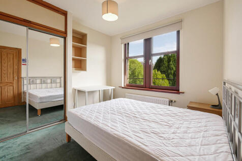 Bedroom 2-1