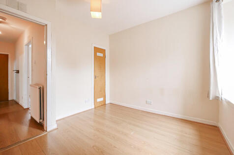 Bedroom 2-2