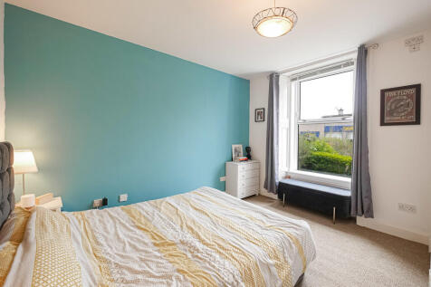 Bedroom 2-1
