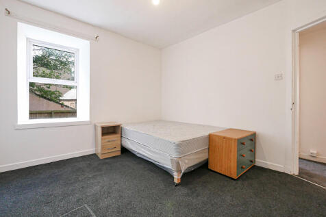Bedroom 2-1