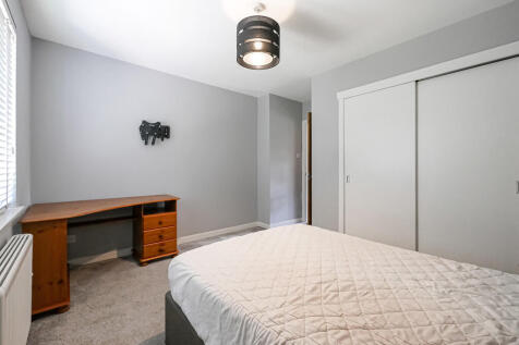 Bedroom 1-2