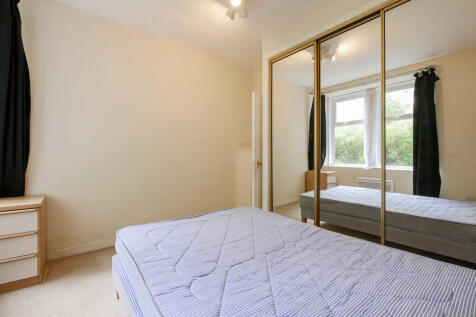 Bedroom1-2