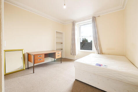 Bedroom 2-1