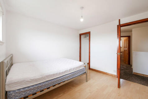 Bedroom 1-2