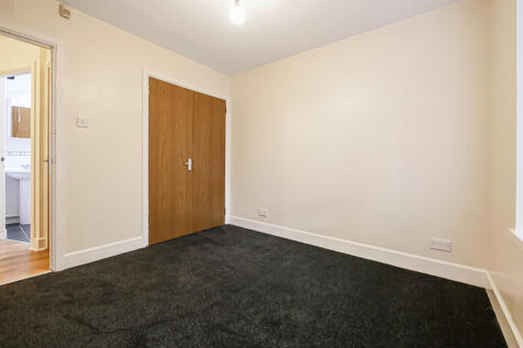Bedroom 1-2