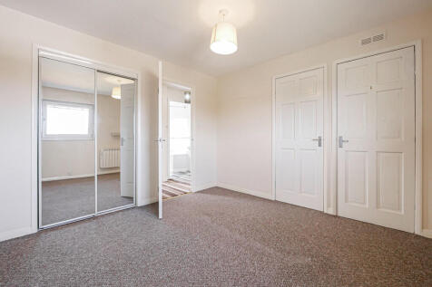 Bedroom 1-2